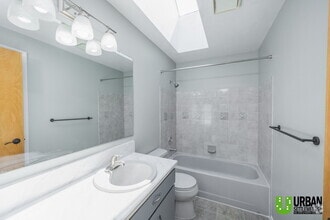 Building Photo - 7108 N Westgate Pl