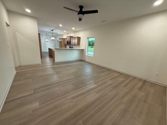 Foto del edificio - 405 W Allison St