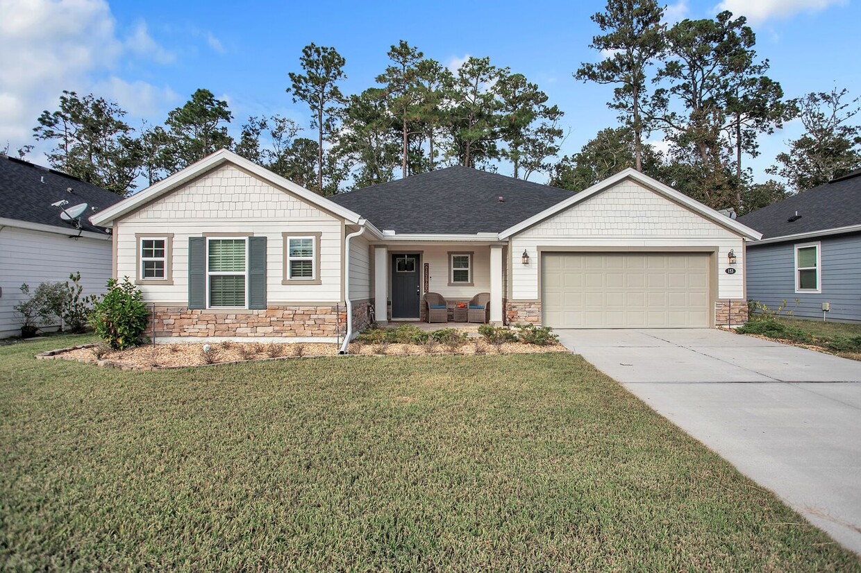 Primary Photo - Beautiful 3 bedroom/ 2 bathroom home in St...