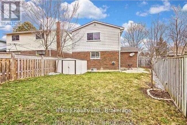 Building Photo - 252 William Roe Blvd