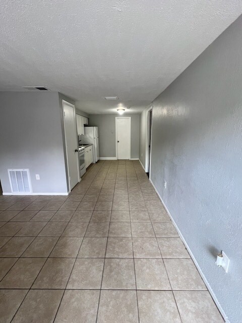 Foto del edificio - 1003 34th Ave W