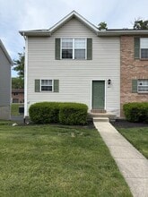 Building Photo - 427 Sycamore Dr