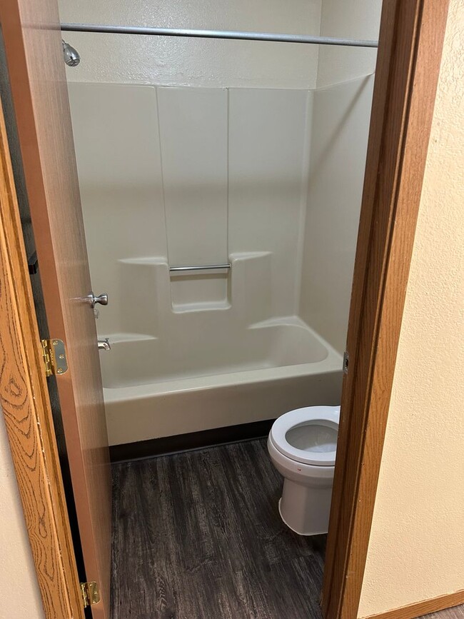 Foto del edificio - Newly Remodeled 4 Bedroom