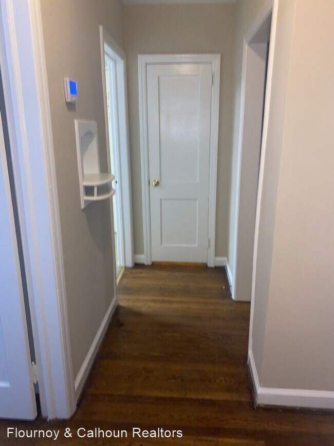 Foto del edificio - 2 br, 1 bath House - 3625 Woodlawn Avenue