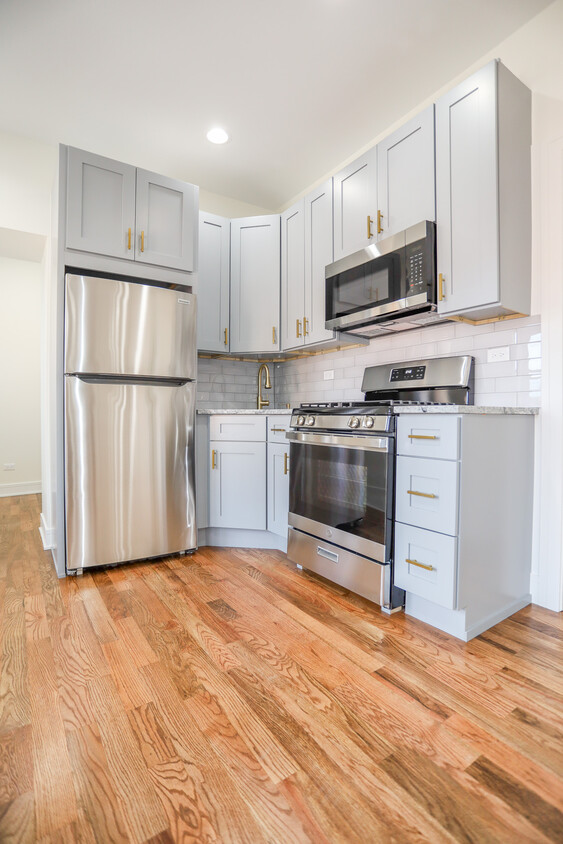 Foto principal - 2877 W 23rd St