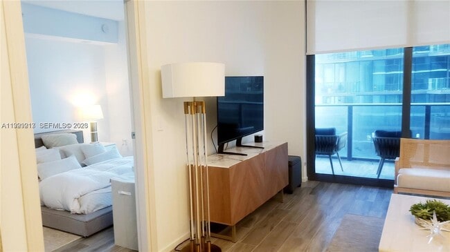 Foto del edificio - 801 S Miami Ave