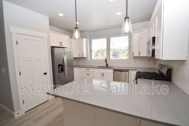 Building Photo - 4308 W Rex Peak Way