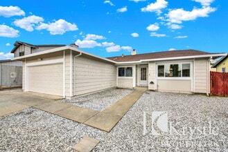 Building Photo - 606 Humbolt Dr