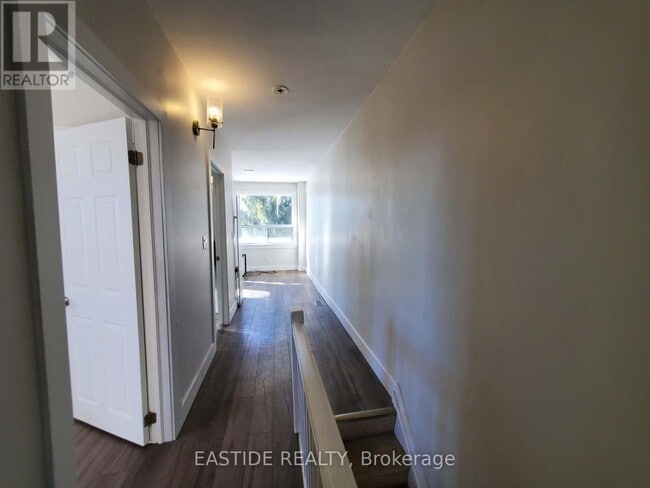 Building Photo - 212 Monarch Park Ave