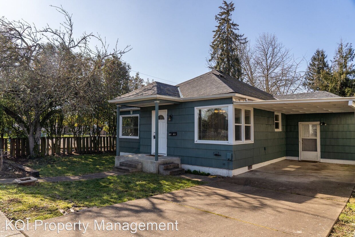 Primary Photo - 3 br, 2 bath House - 1640 Broadway St SW