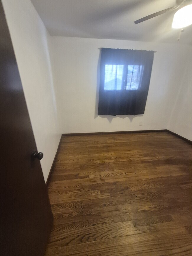 Foto del edificio - 28 Barto Dr