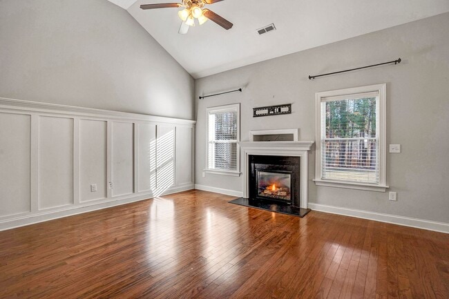 Building Photo - Don't miss this RARE opportunity! Spectacular 4 bed 3 bath RANCH style home Coming Soon!