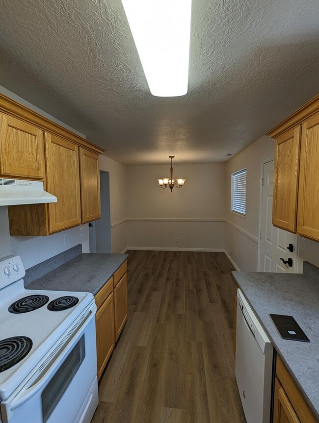 Foto del edificio - Comfy Spanish Fork Townhome (End Unit)