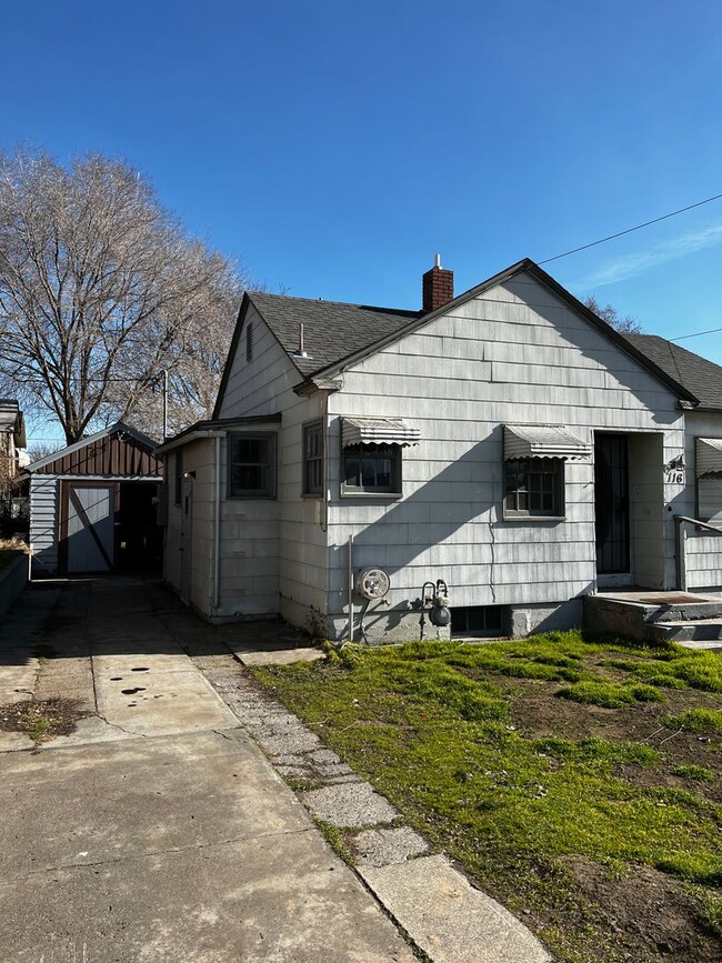 Building Photo - Comfortable home in NW Pendleton