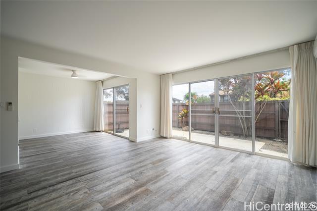 Building Photo - 95-025 Hokuiwa St