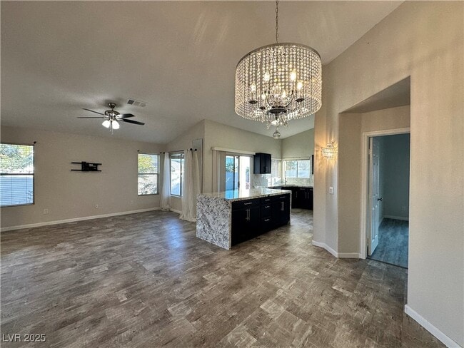 Building Photo - 8001 Hesperides Ave