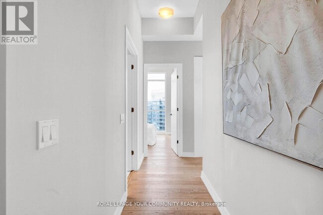 Building Photo - 2220 Lake Shore Blvd W