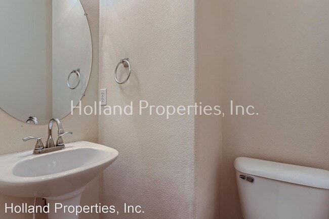 Building Photo - 2 br, 2.5 bath House - 1574 SW 175th Avenue