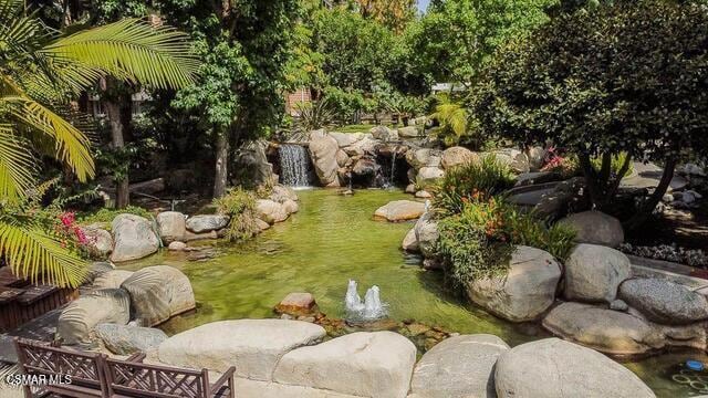 Foto del edificio - 4338 Redwood Ave