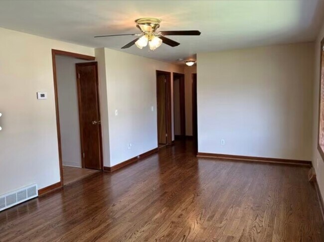 Foto del edificio - 2946 Northwood Dr