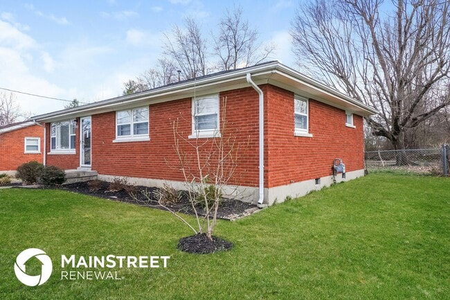 Building Photo - 8808 Fernview Dr