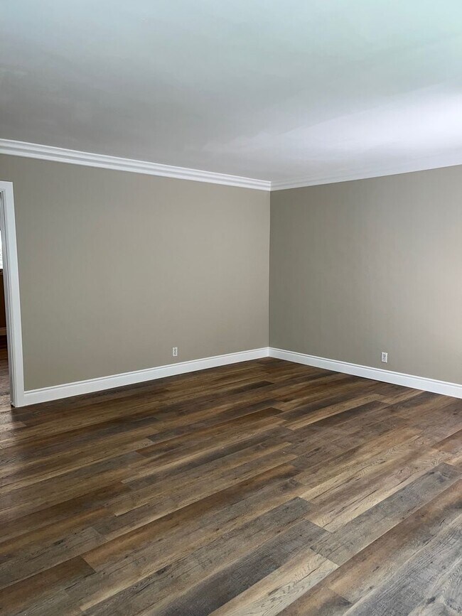 Foto del edificio - 4461 Green Ave