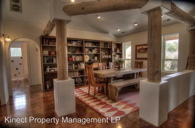 Foto del edificio - 12900 Pheasant Cir
