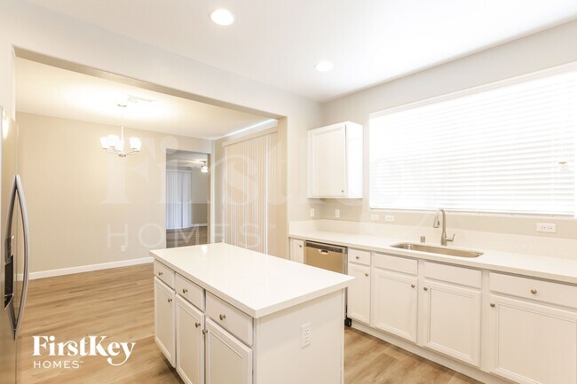 Foto del edificio - 8794 Timberleaf Ct