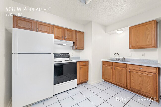 Foto del edificio - Freshly Upgraded 2BR in Olathe – Your Next...