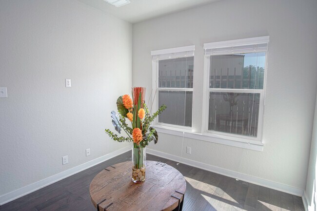 Foto del edificio - 430 Clay St
