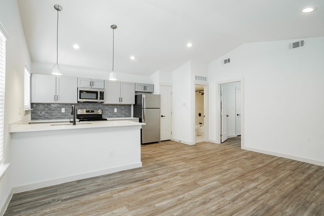 Foto del edificio - Parkside Green at Bishop Ridge