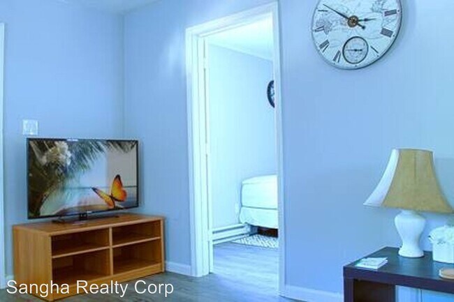 Foto del edificio - 41786-41788 Osgood Rd