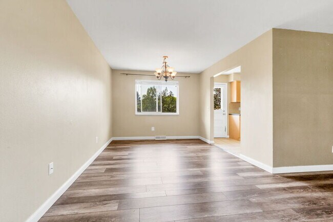 Foto del edificio - 6128 W 84th Ave