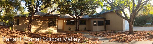 Foto del edificio - 3 br, 1.5 bath House - 774 Manor Way