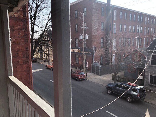 Foto del edificio - 642 Marietta Ave