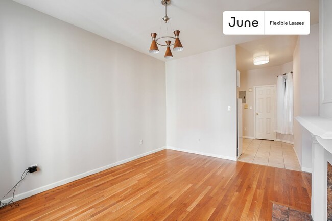 Building Photo - 306 East 83rd Street
