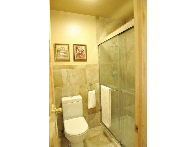 Bathroom - 332 Philip Dr
