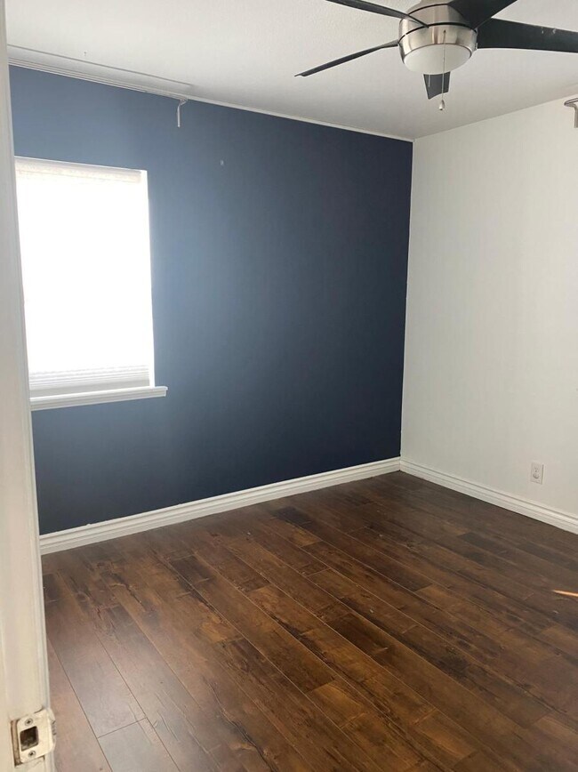 Foto del edificio - 3603 E Hungerford St