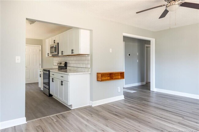 Foto del edificio - 331 Richmond Dr