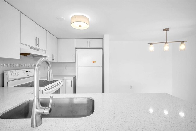 Foto del edificio - 1364 NW 24th Ave