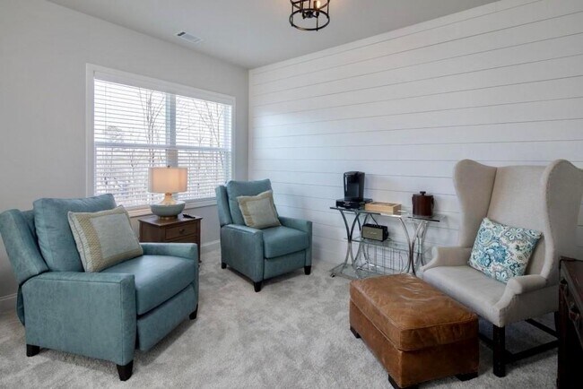 Foto del edificio - 6109 Black Pear Ln