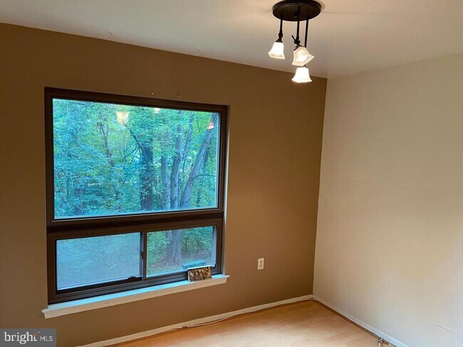 Foto del edificio - 433 Christopher Ave