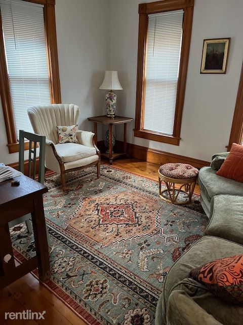 Building Photo - 2 br, 1.5 bath House - Rose Place Properti...