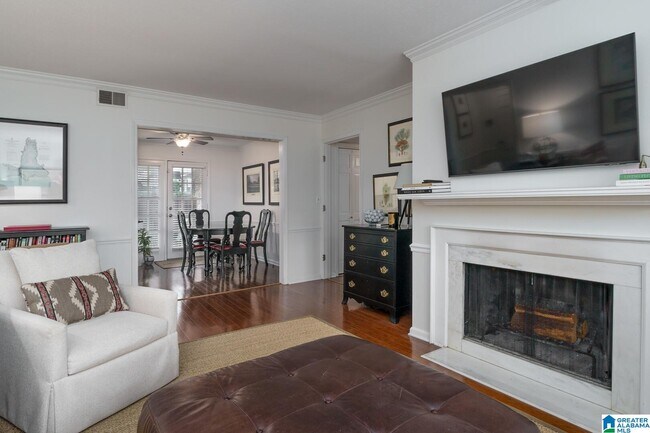 Foto del edificio - 1745 Jack Warner Pkwy