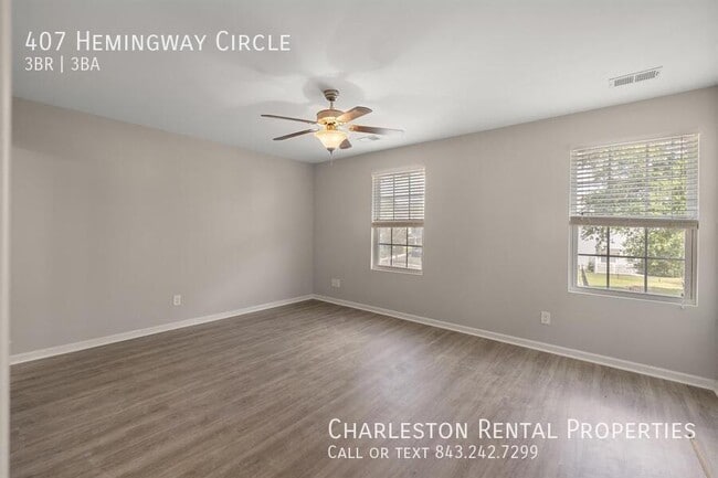 Foto del edificio - 407 Hemingway Cir