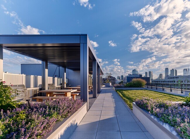 Foto del edificio - The Hazel Jersey City CLO