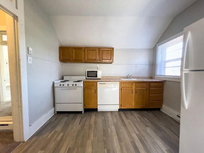 Foto del edificio - Dishwasher Included