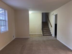 Building Photo - 4264 Woodland Dr