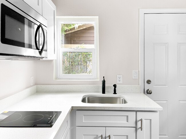 Foto del edificio - 306 SW 19th Ave