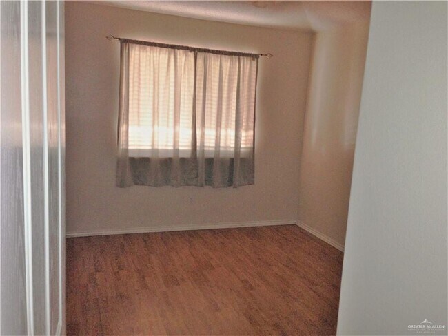 Foto del edificio - 2704 N 41st St